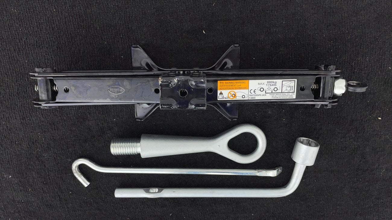 Mitsubishi Lancer GLS HIGH 1.6 | Zero Down Payment | Free Home Test Drive