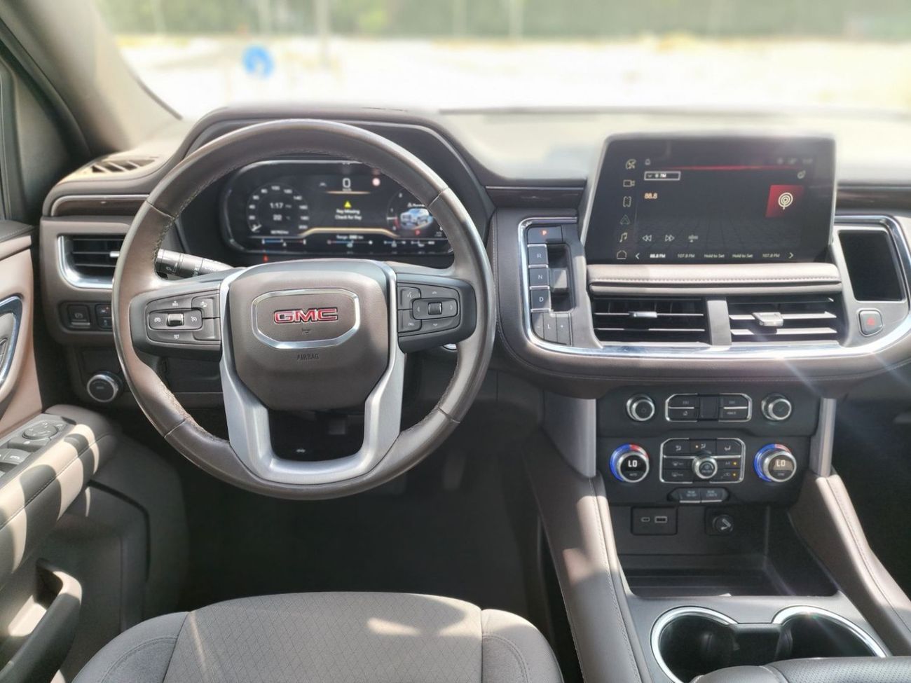 جي أم سي يوكون 5.3 V8 SLE (2WD)