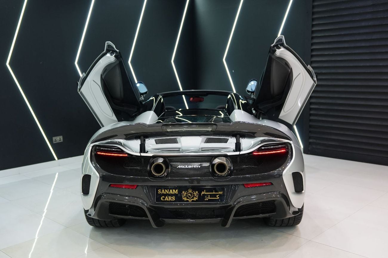 McLaren 675LT Spider, McLaren Track Telemetry, Full Carbon Package, Meridian Audio, Very Low KM, GCC Specs!!