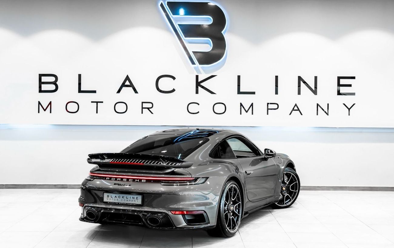 Porsche 911 Turbo S 3.8L (645 HP) Coupe