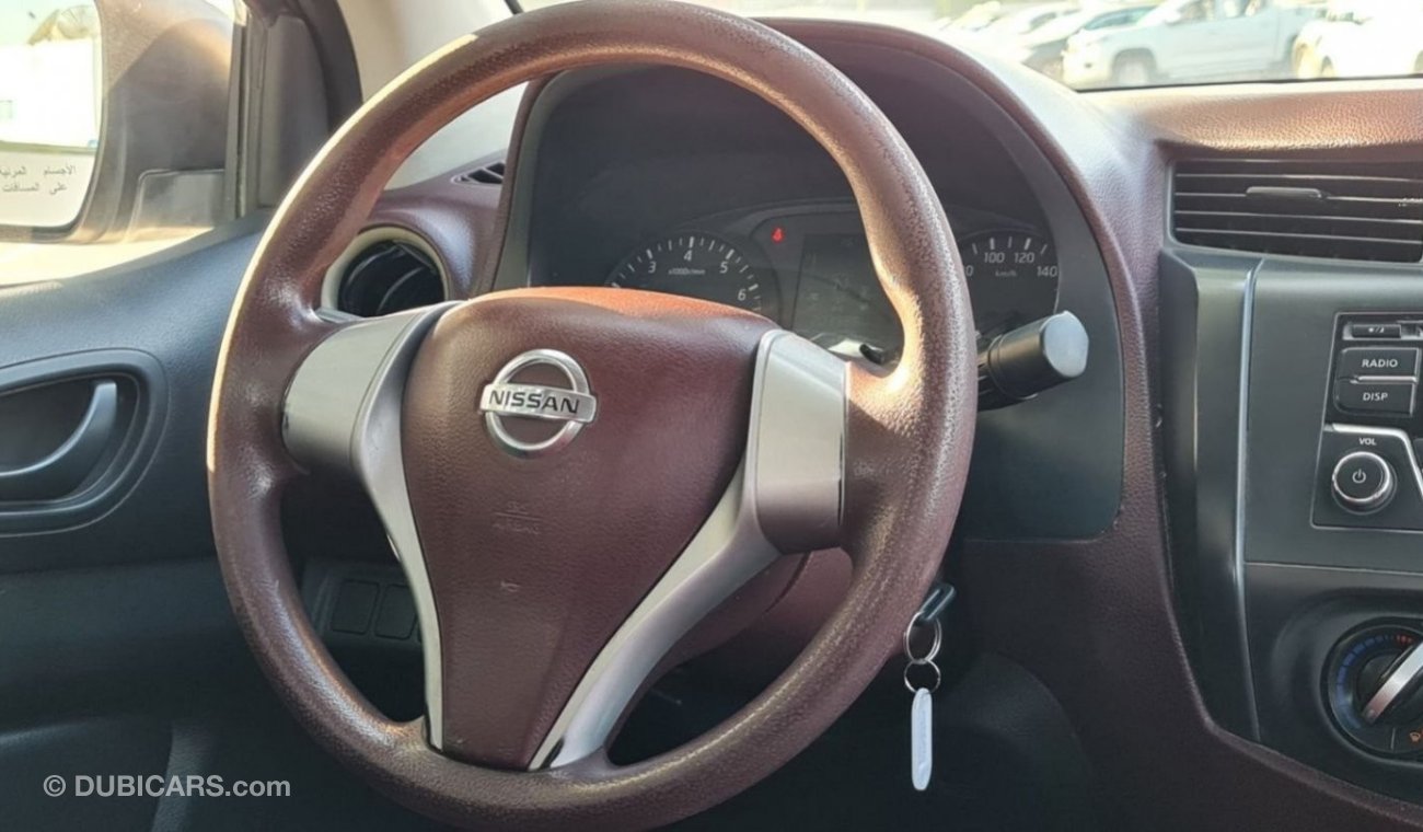 Nissan Navara Std SE 4x4 2017  Automatic GCC Perfect Condition