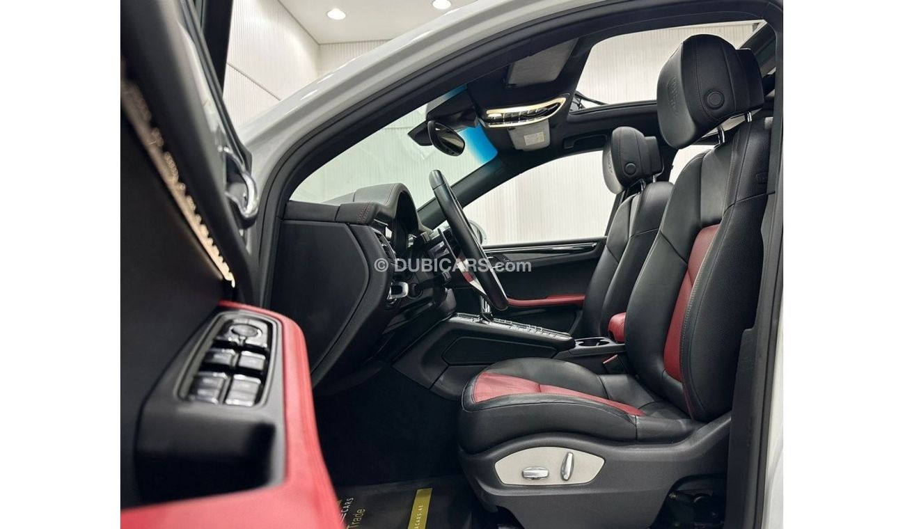 Porsche Macan 2017 Porsche Macan S, Warranty, Full Service History, Full Options, Low Kms, GCC