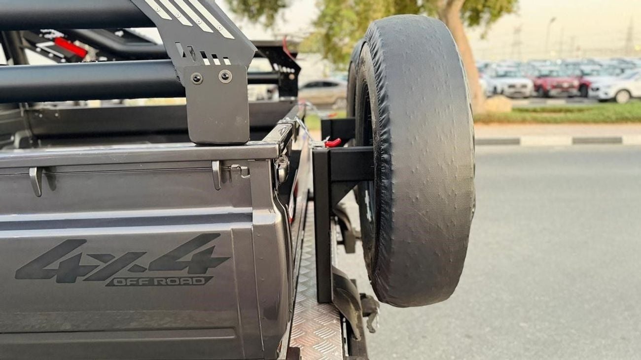 تويوتا لاند كروزر بيك آب MODIFIED TO 2025 MODEL | 4.5L DIESEL | OFF ROAD MODIFIED | MANUAL TRANSMISSION | RHD