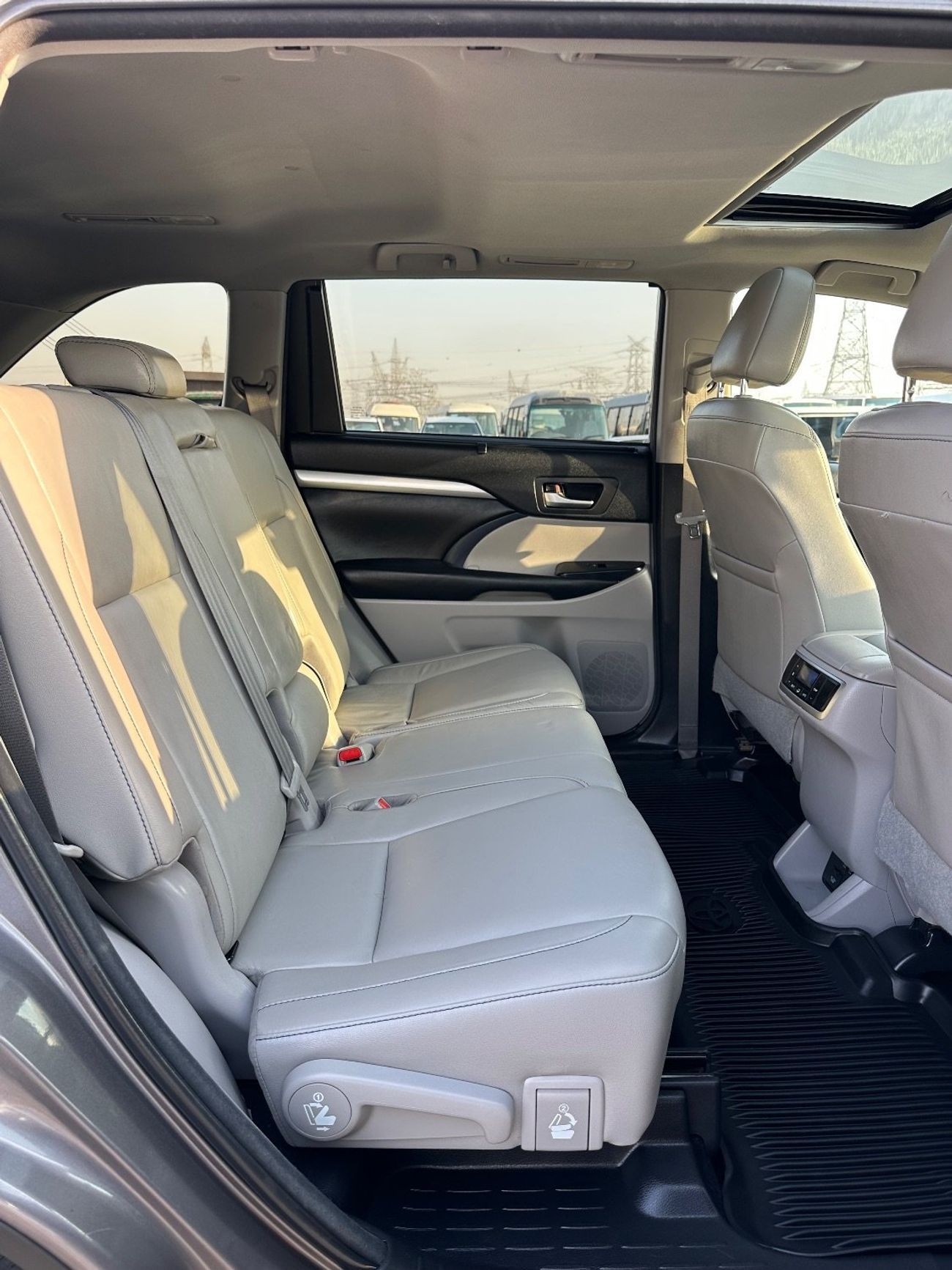 Toyota Highlander XLE Hybrid Full Option 2018