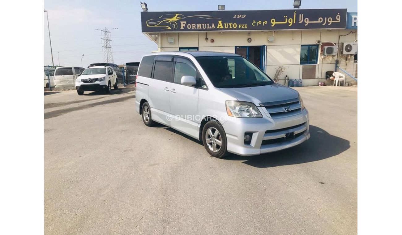 Toyota Noah //// FULL OPTION //// 2004 //// GOOD CONDITION //// KILOMETERS LOW //// SPECIAL OFFER //