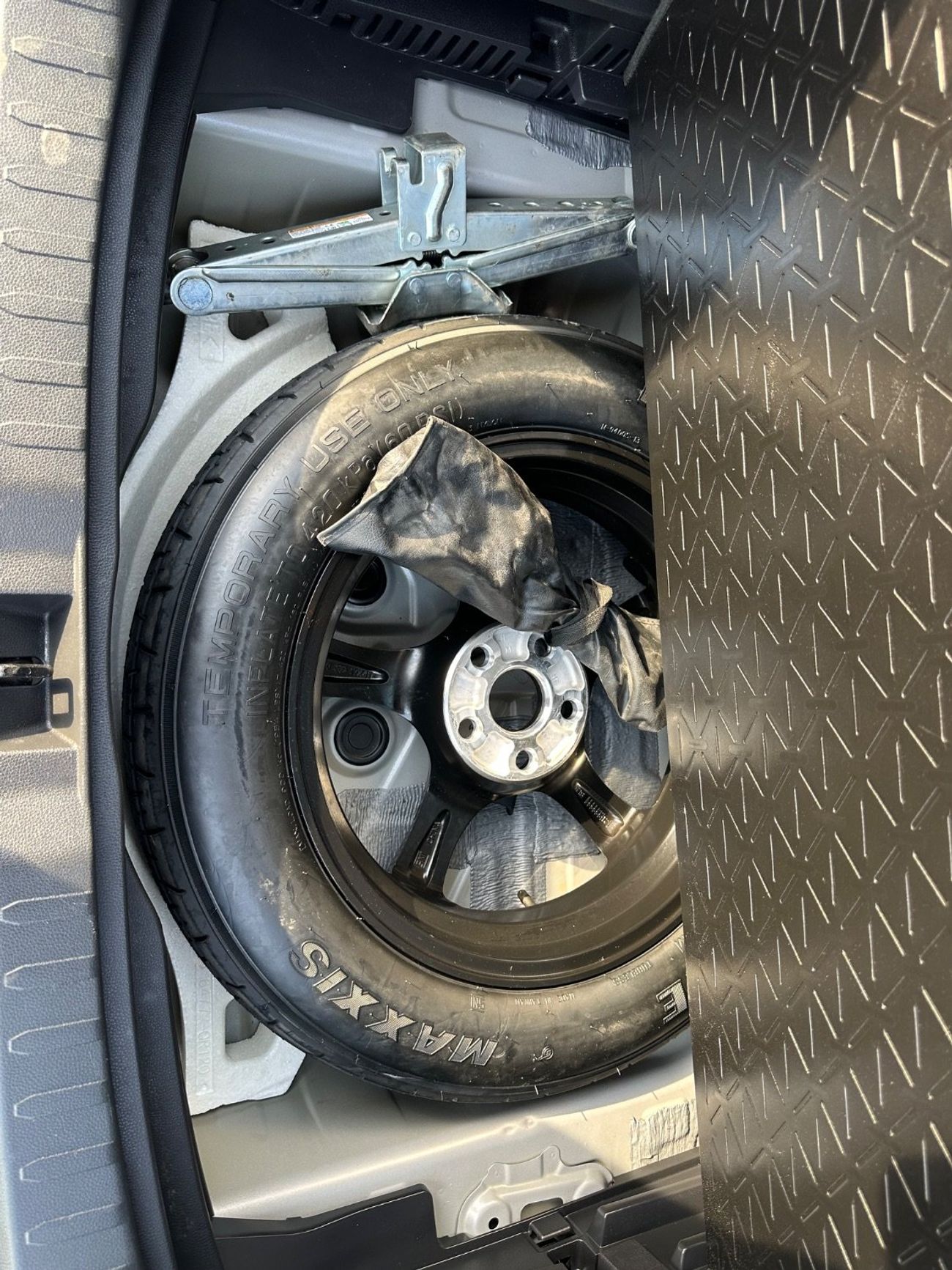 تويوتا راف ٤ Hybrid SE Push start 2022