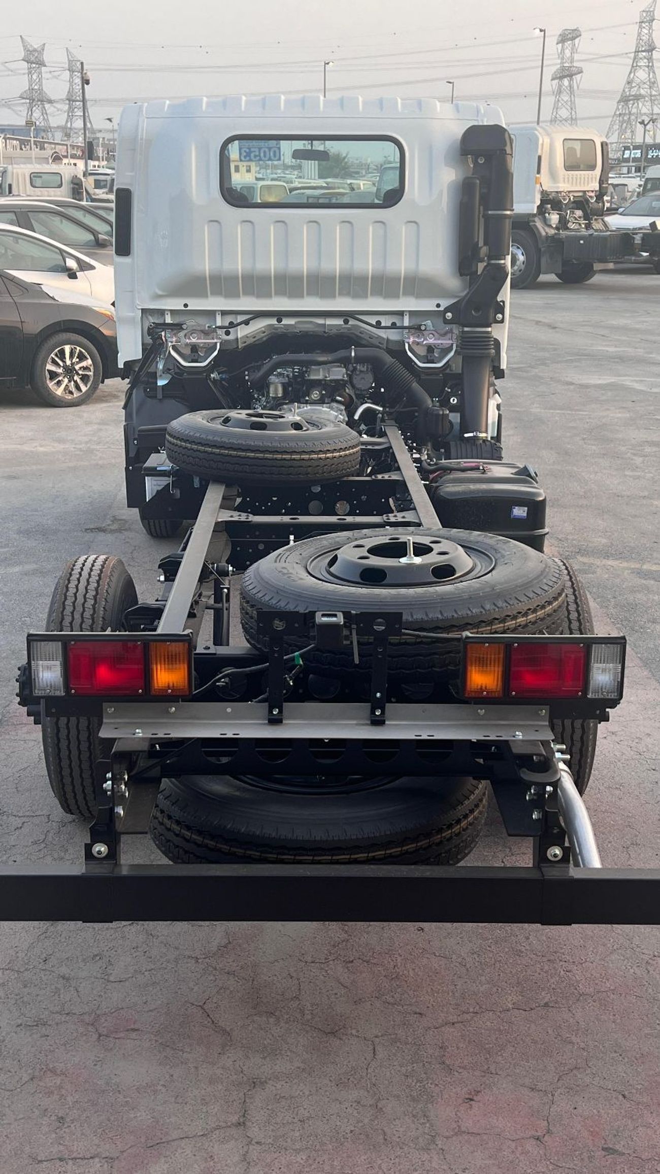 إيسوزو NPR Isuzu Npr Short Chassis Model 2026