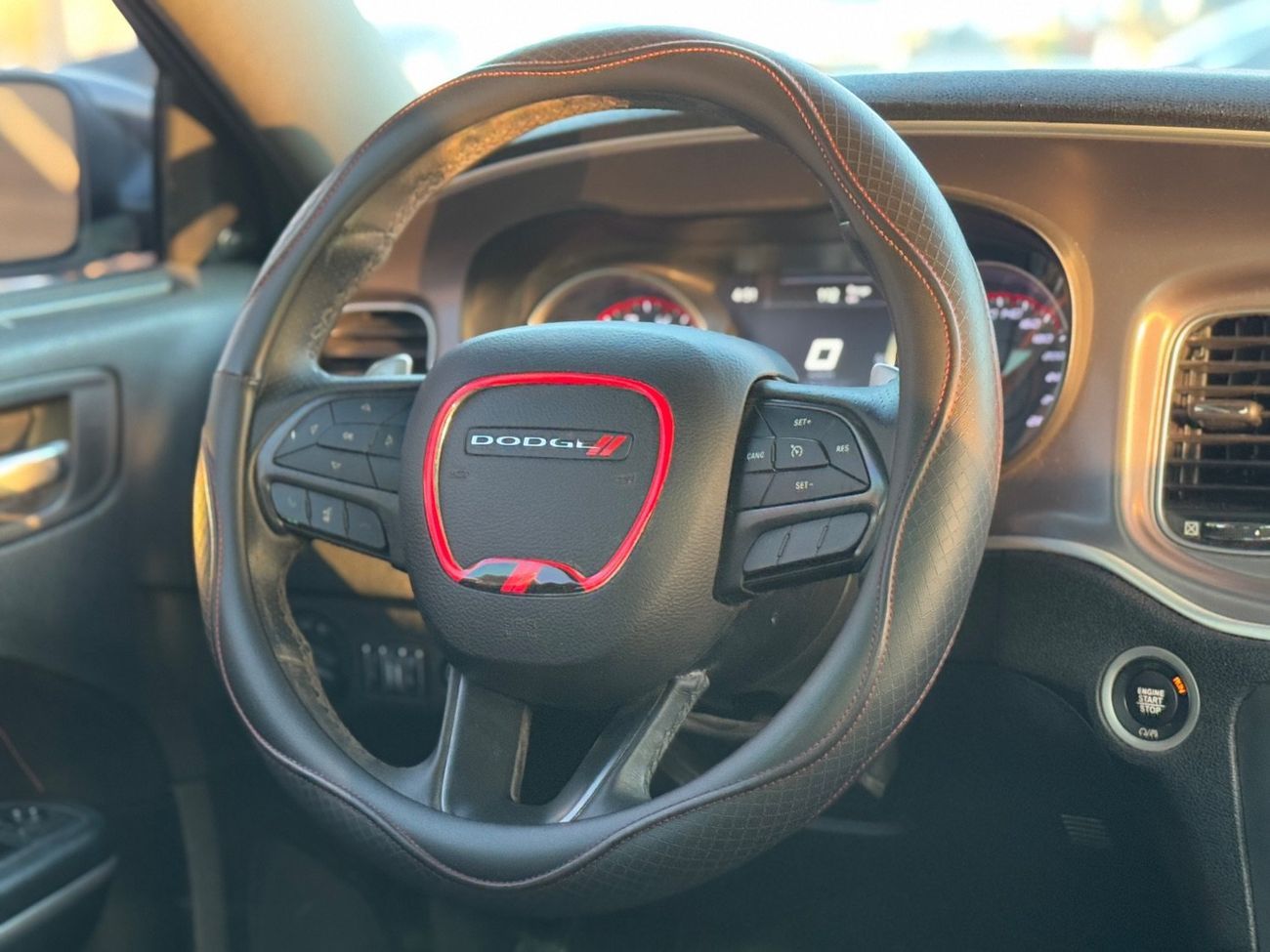 Dodge Charger R/T Mid 5.7L Dodge Charger R/T / 2019 / GCC / Free Accident/ V8