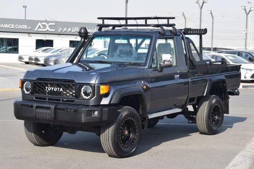 تويوتا لاند كروزر بيك آب Toyota landcruise pickup single cab 2011model Facelifted 2024 4.5 1 VD Diesel engine Colour Grey Tra