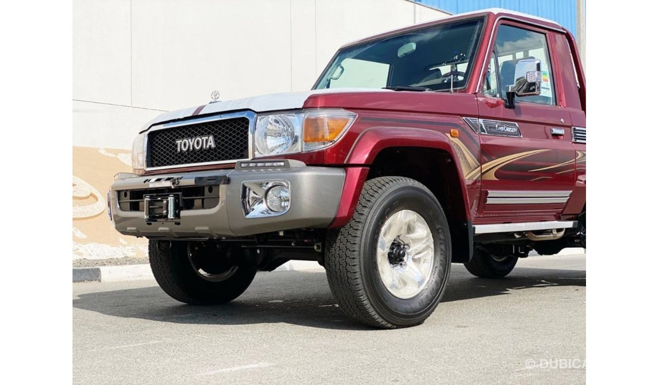 Toyota Land Cruiser Pick Up تويوتا لاند كروزر بيك آب 79 Single Cabin Pickup LX-V V6 4.0L Petrol 4WD MT