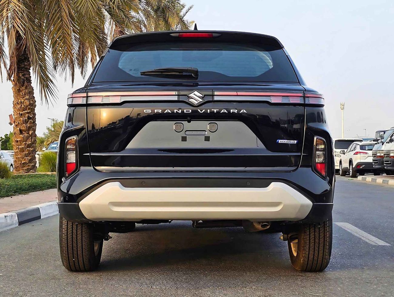 Suzuki Grand Vitara HYBRID / 1.5L / 360* CAMERAS / HEAD-UP / 6 STR /  Full Option (CODE 68035)