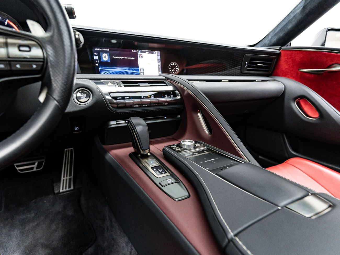 Lexus LC500 5.0L V8 Titanium 2022 Lexus LC 500, 2027 Lexus Warranty, 2026 Lexus Service Contract, Low KMs, GCC