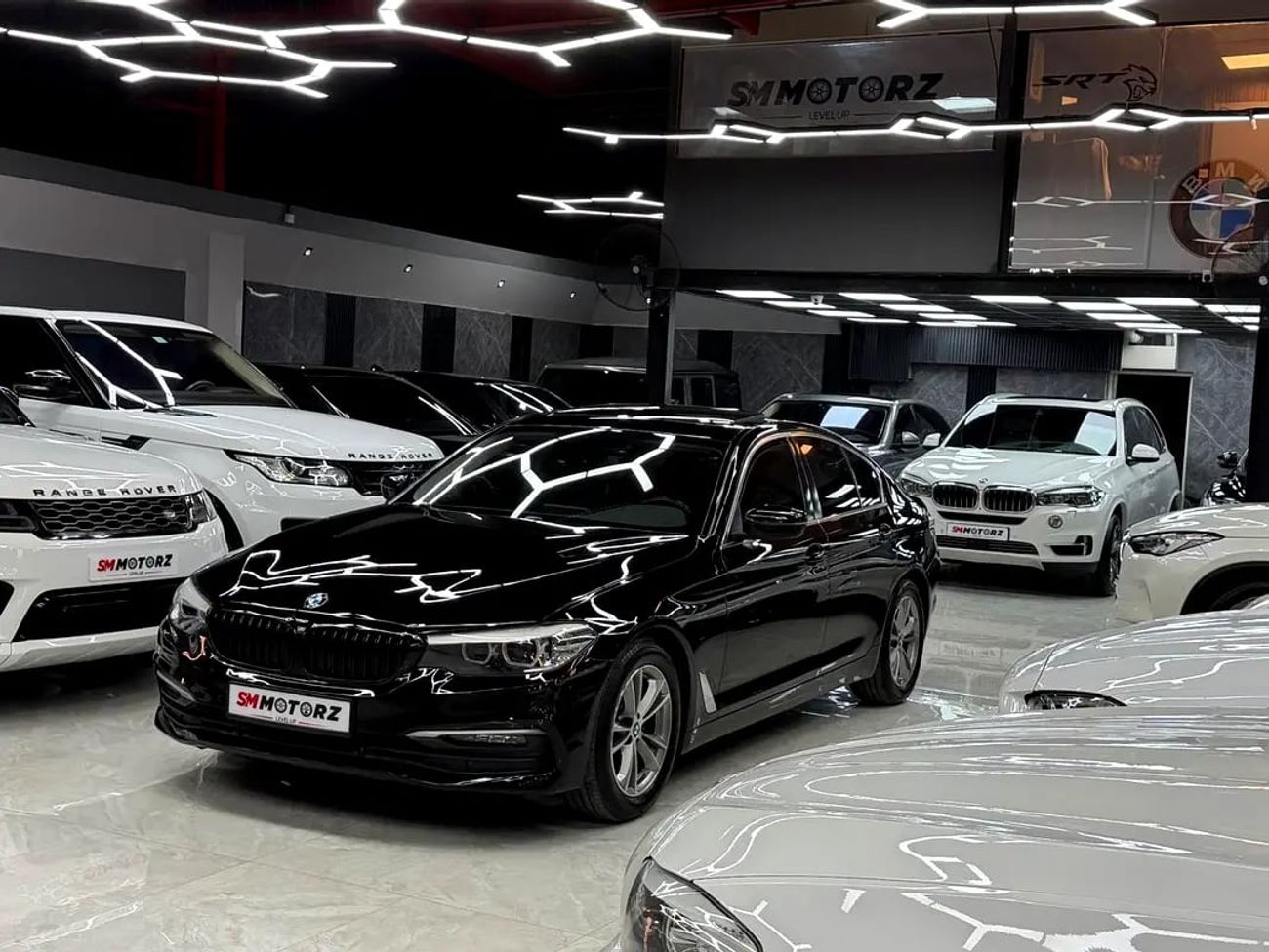 بي أم دبليو 520i Executive 1.6L