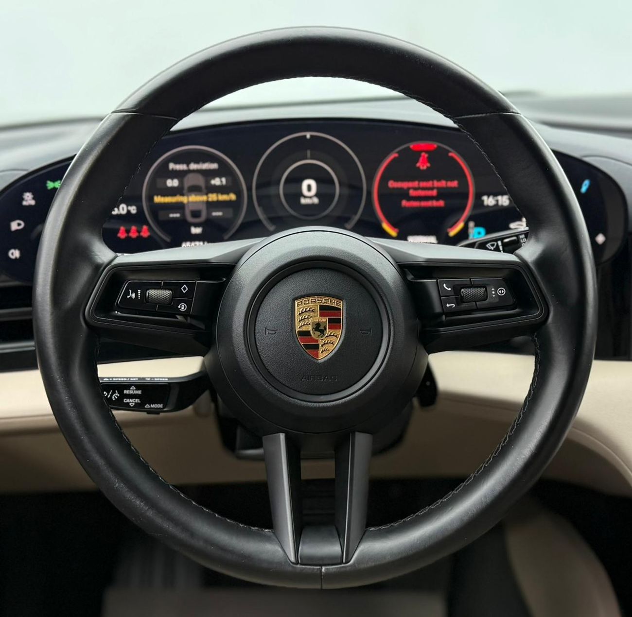 بورش تايكان Base 2022 Porsche Taycan ,Al Nabooda Warranty ,Full Service History ,GCC