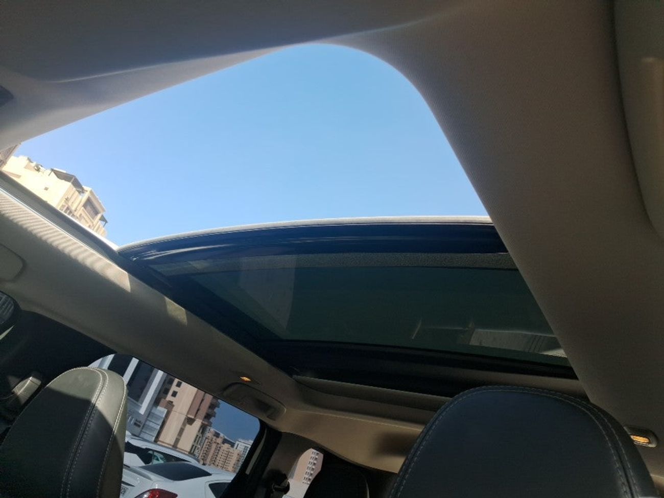 ميتسوبيشي آوتلاندر PREMIUM 2.4 | بدون دفعة مقدمة | اختبار القيادة في المنزل