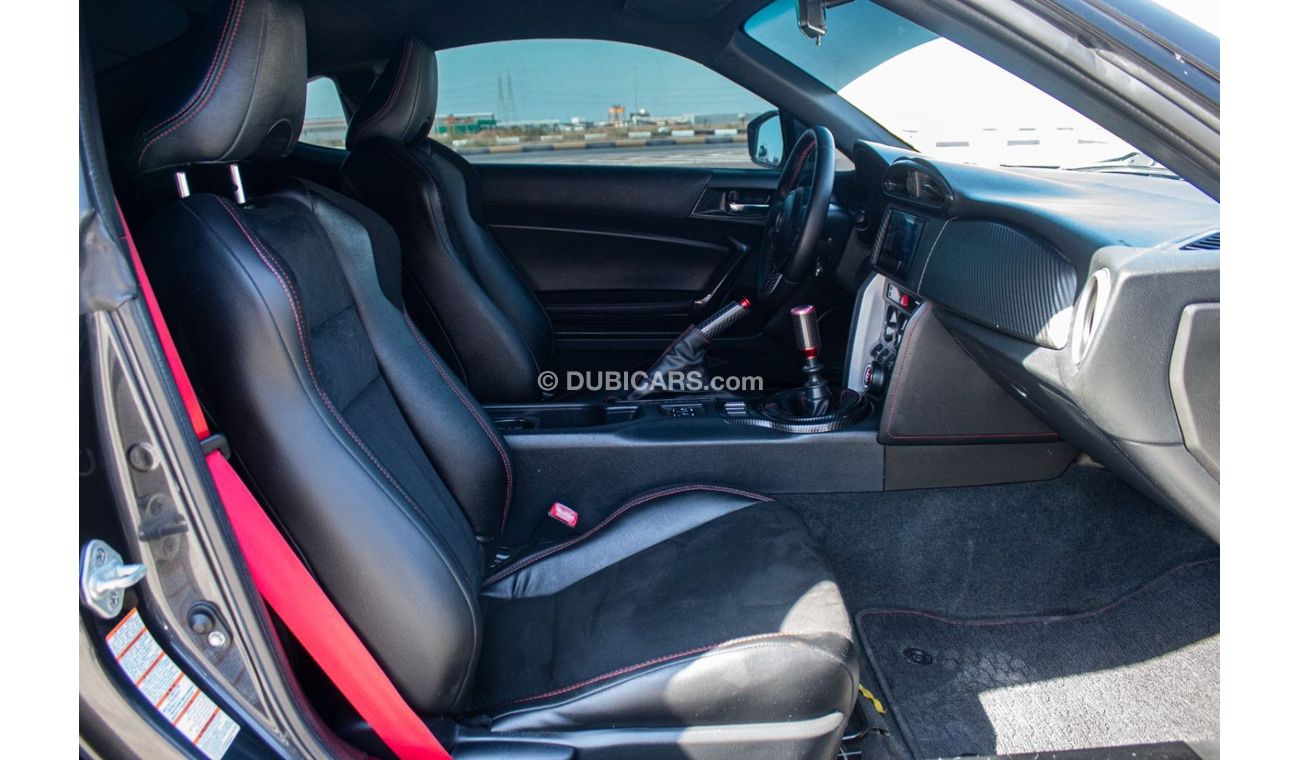 Toyota 86 Toyota 86 GTX Coupe   Model : 2015 Mileage : 94,000 km  Price : 35,000 AED Gulf specifications, 4 cy