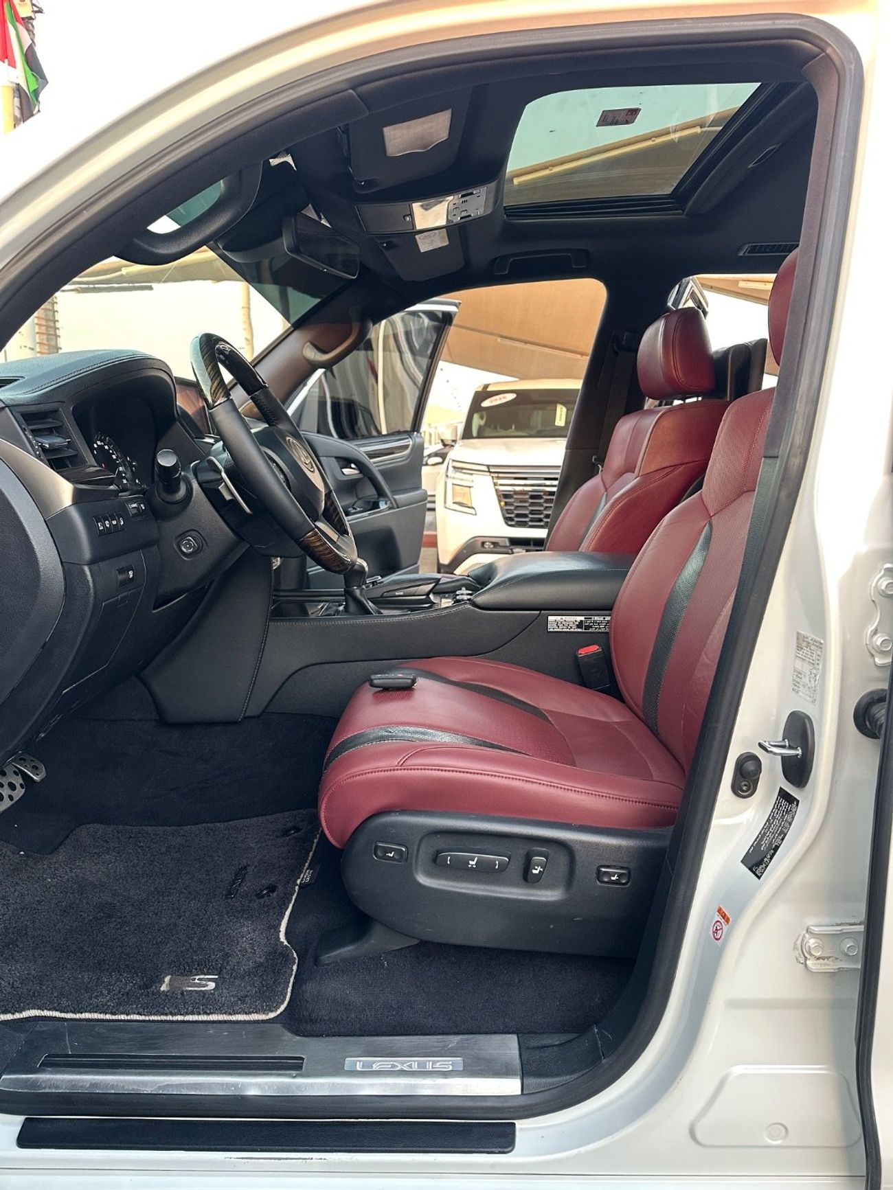 لكزس LX 570