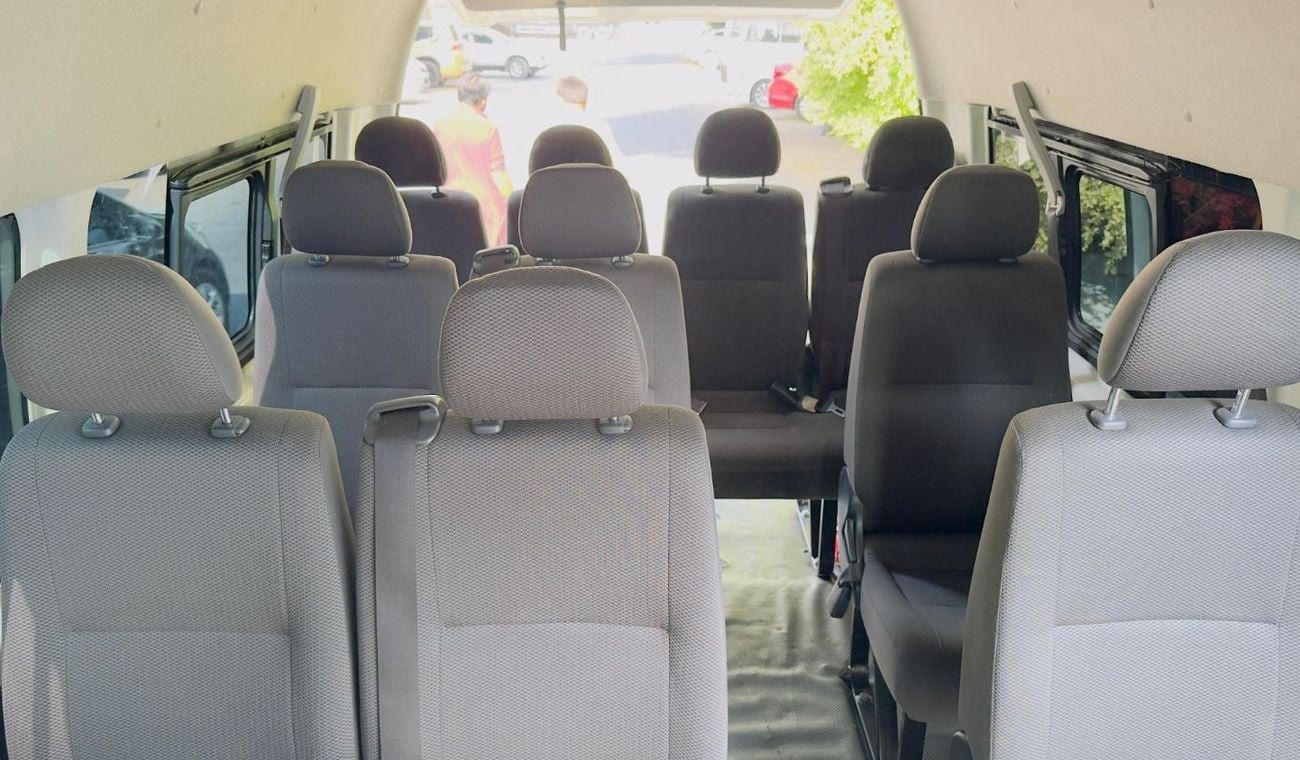 Toyota Hiace EXCELLENT CONDITION | RHD | 2016 | 3.0L DIESEL ENGINE | (AT) | 14 SEATERS