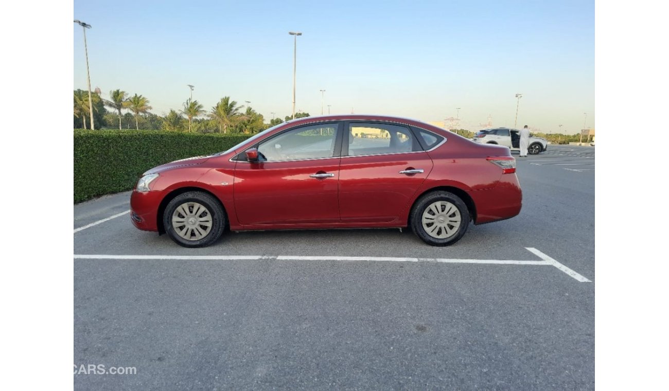 نيسان سنترا Nissan Sentra (GCC SPEC) - 2016 - VERY GOOD CONDITION