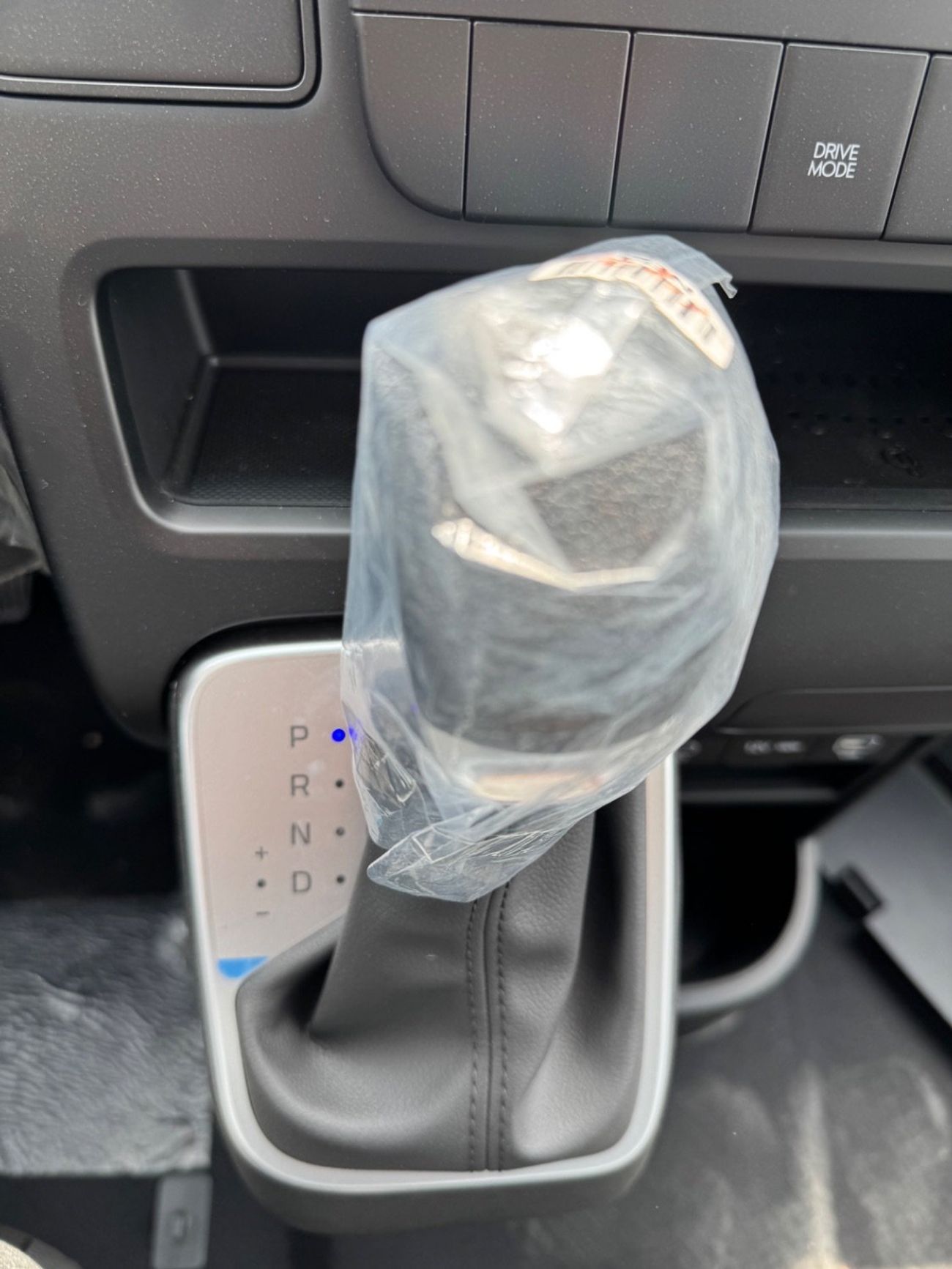 هيونداي ستاريا 2026 Patrol Automatic 3.5 , 11 seater