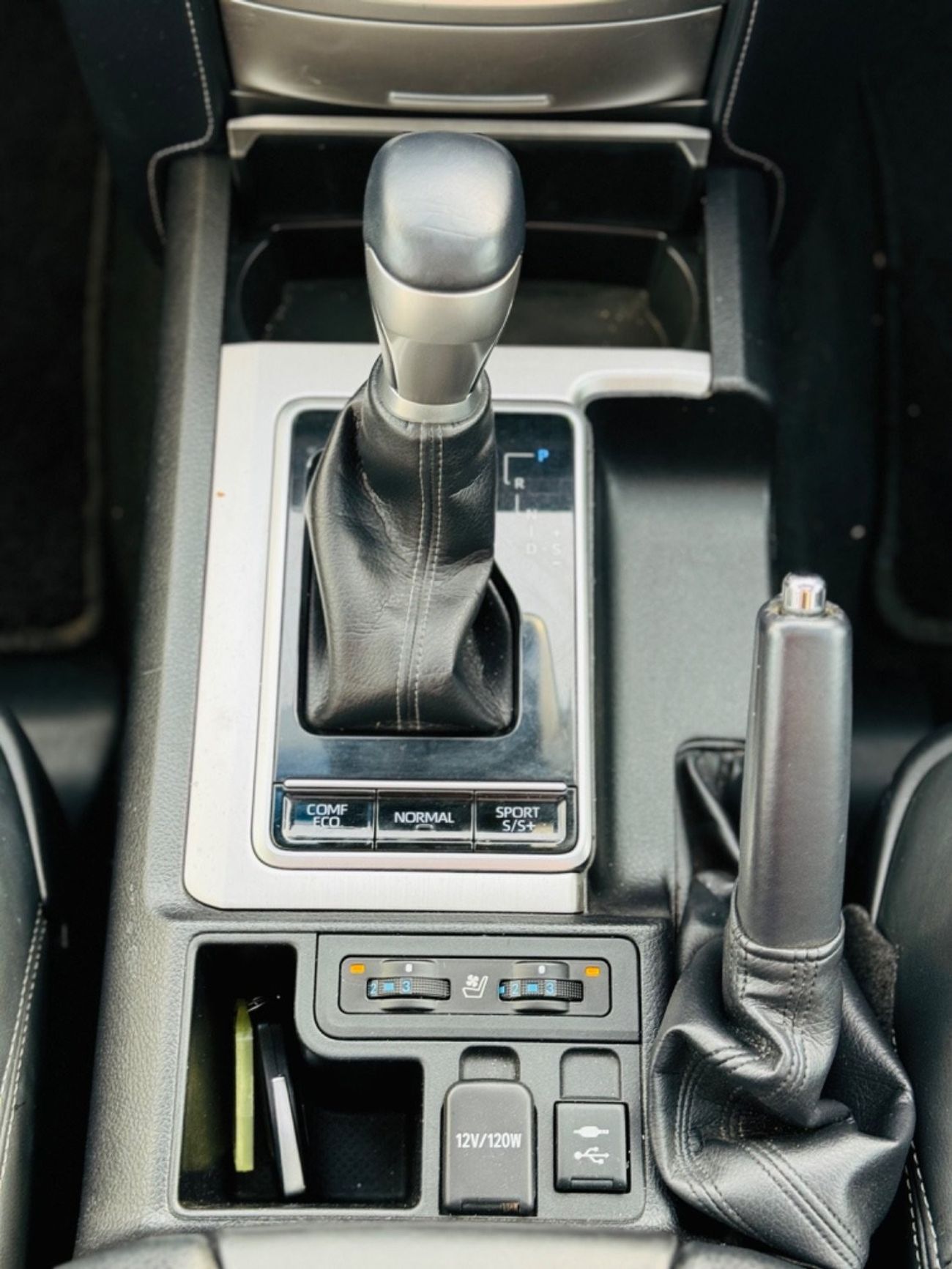 Toyota Prado Prado Kakadu (TZG)