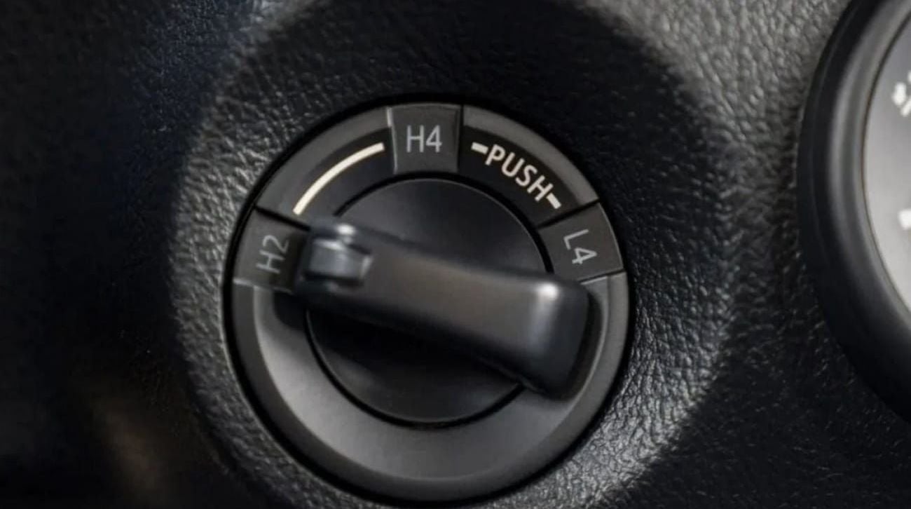 تويوتا هيلوكس DLX TOYOTA HILUX 2.4L DIESEL MT 2023
