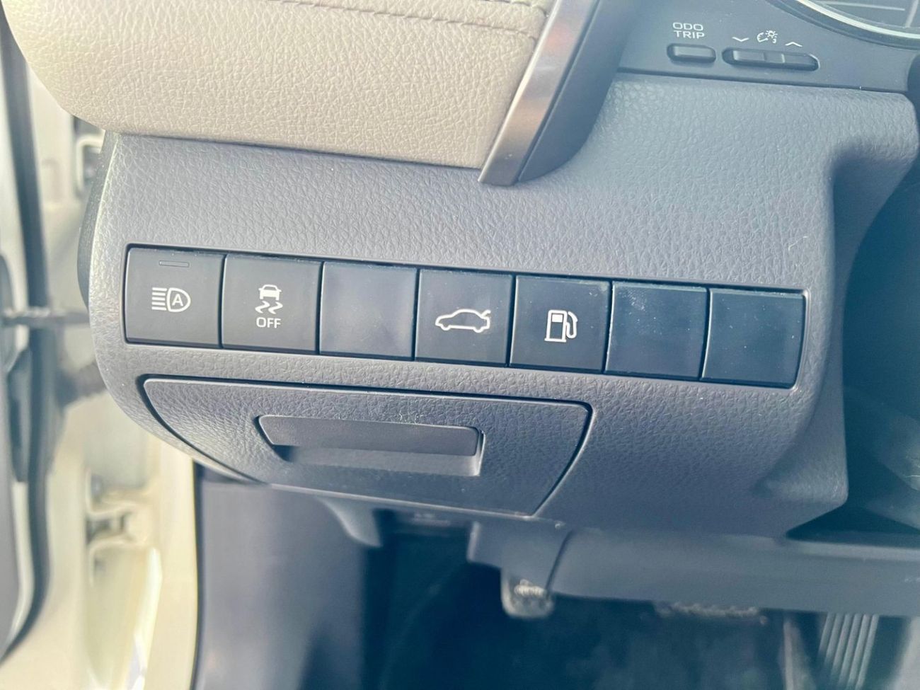 Toyota Camry CLASSIC 2.5L (204 HP) warranty one year bank financie available 0 dawon payment