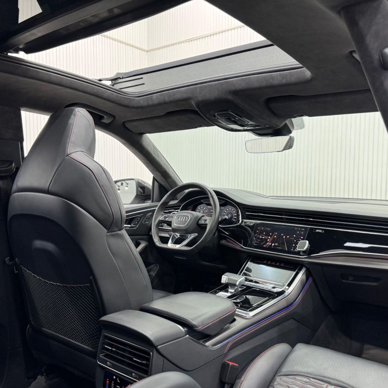 أودي RSQ8 Std 4.0L 2020 Audi Q8 RS, 1 Year Warranty+ Agency Service Pack, Full Service History, GCC