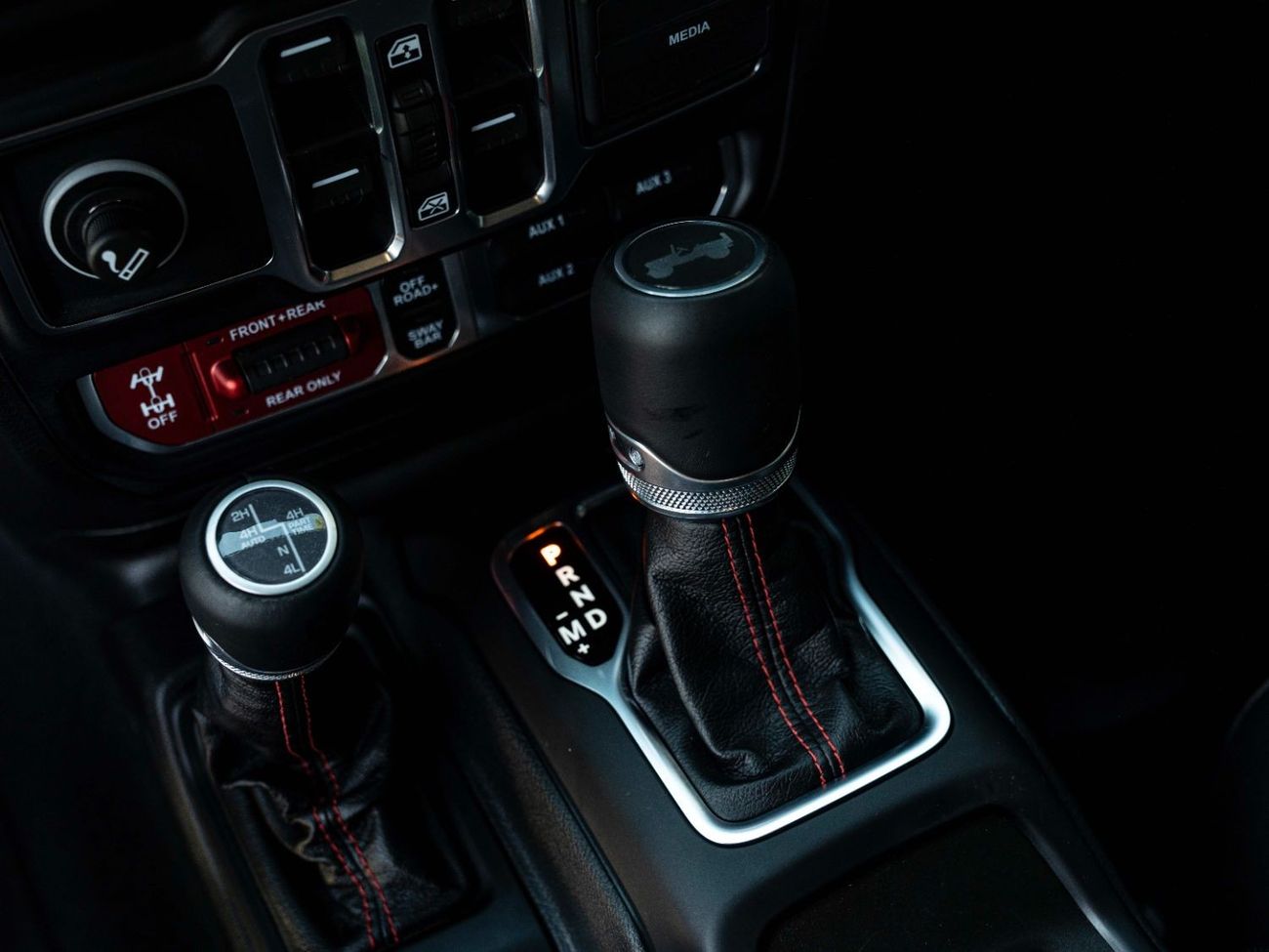 Jeep Wrangler AED 3,617 PM • RUBICON STAGE 3 OFF-ROAD MODS • ONLY 4,000 KM • OFFICIAL JEEP WARRANTY + SERVICE PLAN