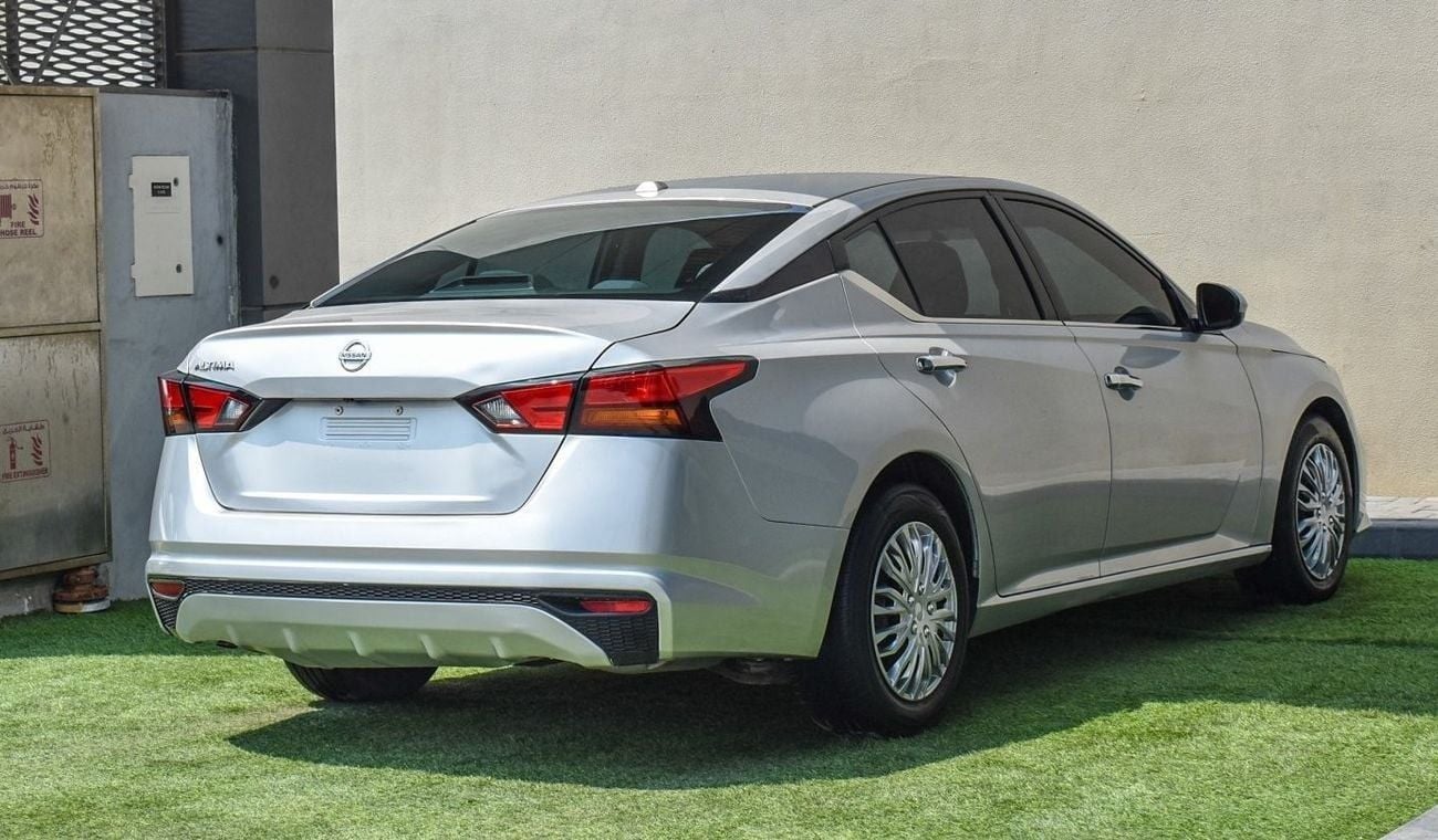 Nissan Altima S 2.5L