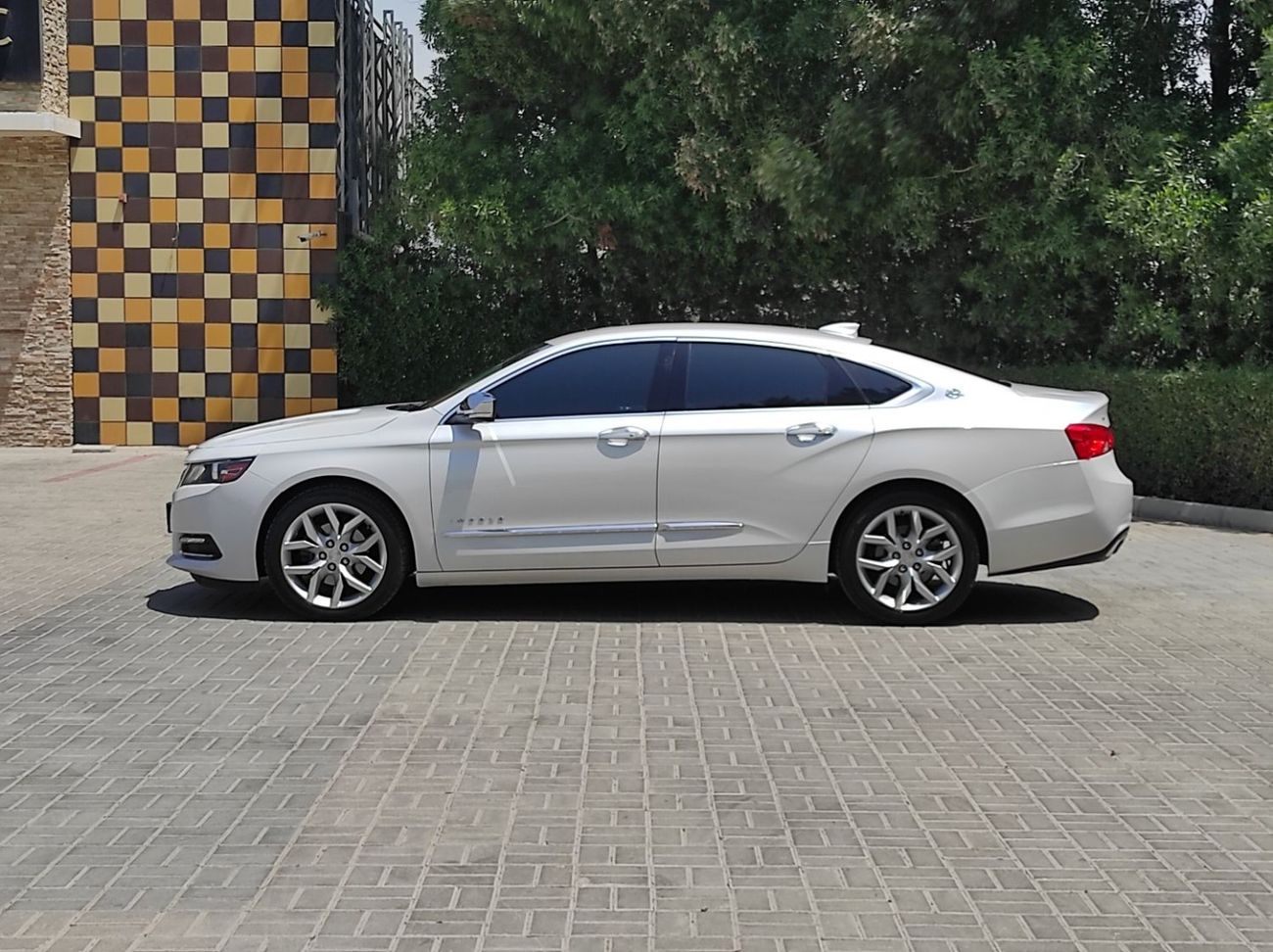 Chevrolet Impala Chevrolet impala 2018 V6 premier full options with out sunroof