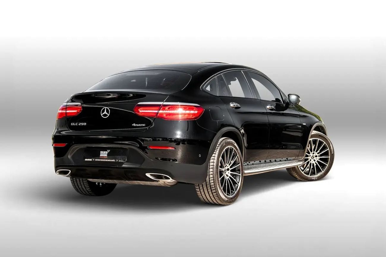 Mercedes-Benz GLC 250 JANUARY SAVINGS | 0% Downpayment | 2,442 P/M | Warranty and Service Package Available