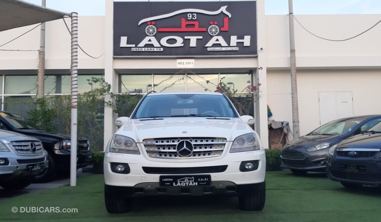 Mercedes-Benz ML 350 GCC - number one - sunroof - leather - sensors in excellent condition