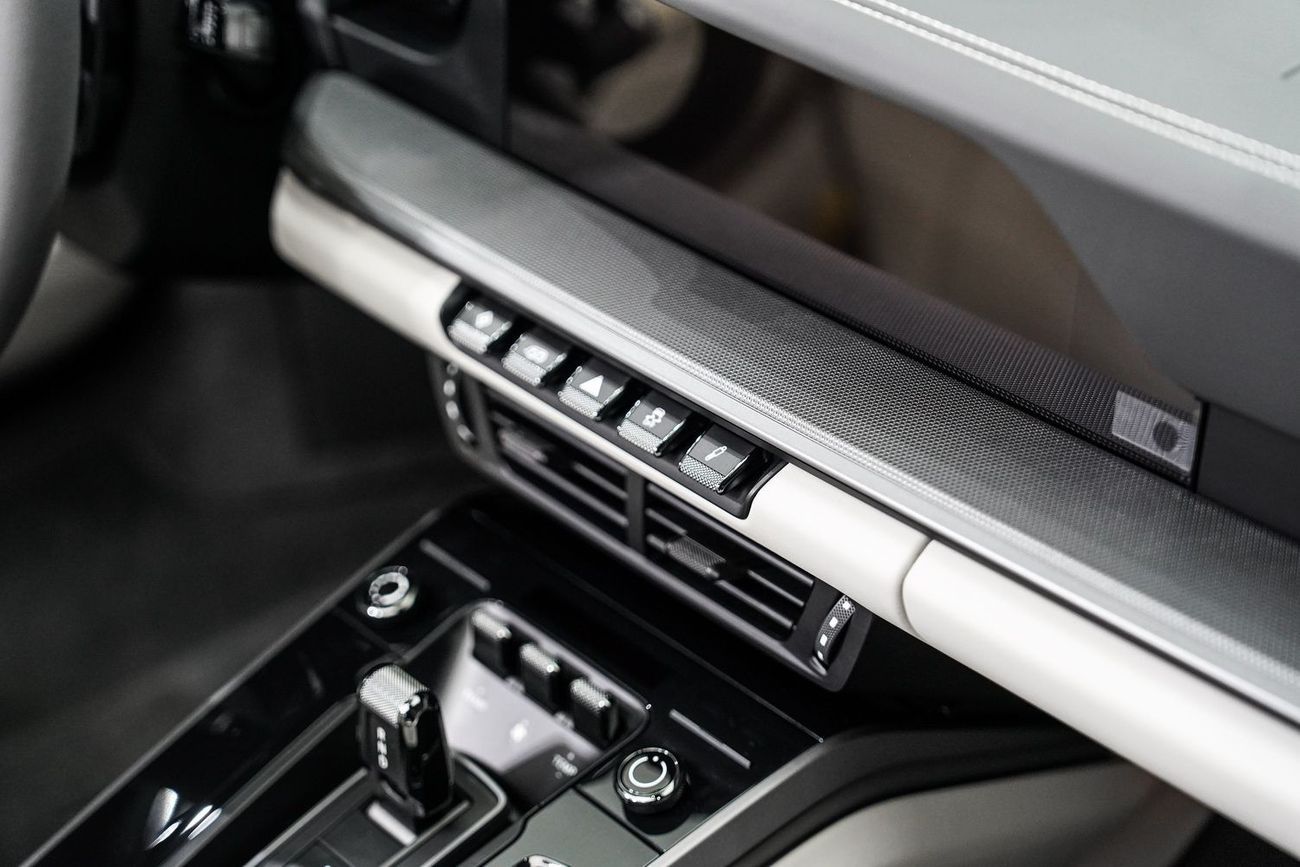 بورش 911 Carrera 3.0L (380 HP) Convertible