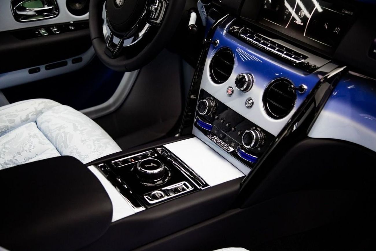 Rolls-Royce Cullinan BLUE SHADOW