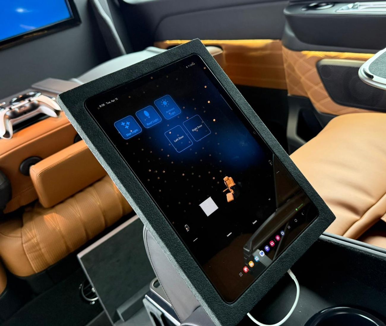 Mercedes-Benz V 300 *Brand New* 2025 Mercedes Benz V300, 2 Years Mercedes Warranty, Delivery Km, GCC