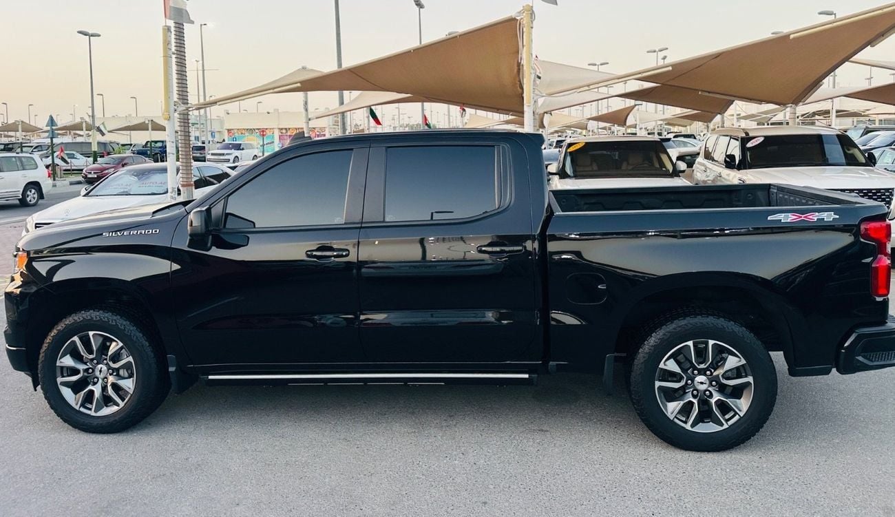شيفروليه سيلفارادو 1500 RST
