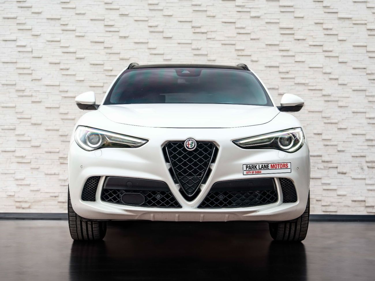 ألفا روميو ستيلفيو Quadrifoglio 2.9L (503 HP)