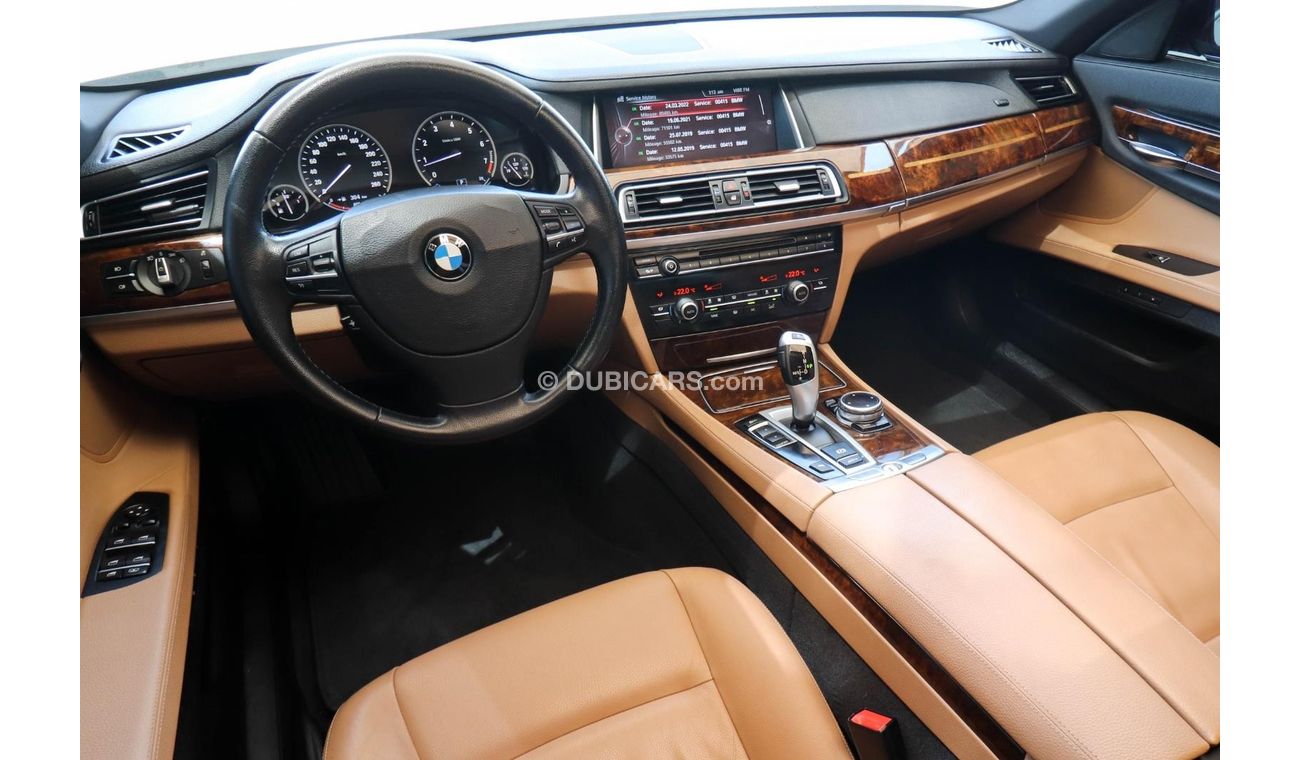 BMW 730Li F02