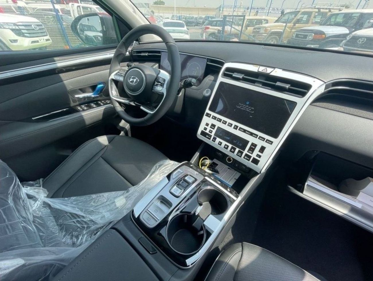 Hyundai Tucson Premium 2023 Hyundai Tucson 1.6L Full Option Leather seat , Big screen , 4 cameras Auto Trunk 4cyl P