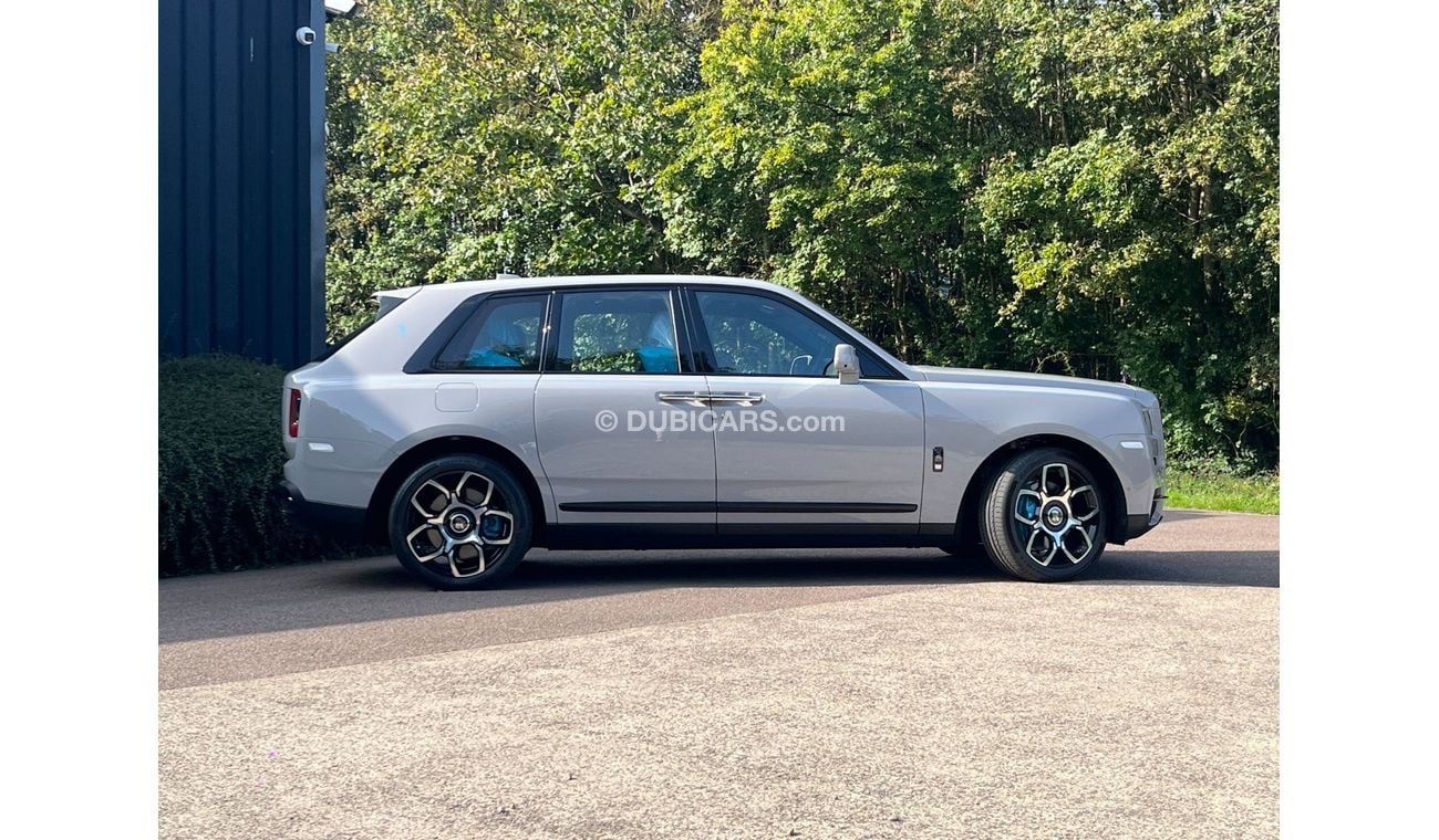 Rolls-Royce Cullinan Rolls Royce Cullinan Black Badge Right hand Drive