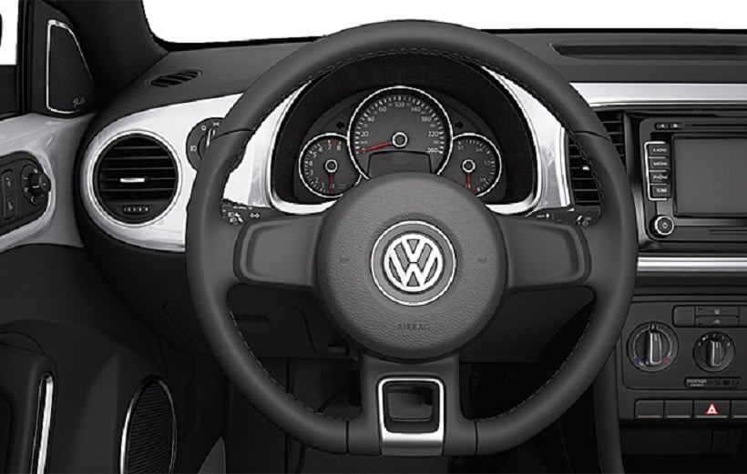 Volkswagen Beetle interior - Steering Wheel