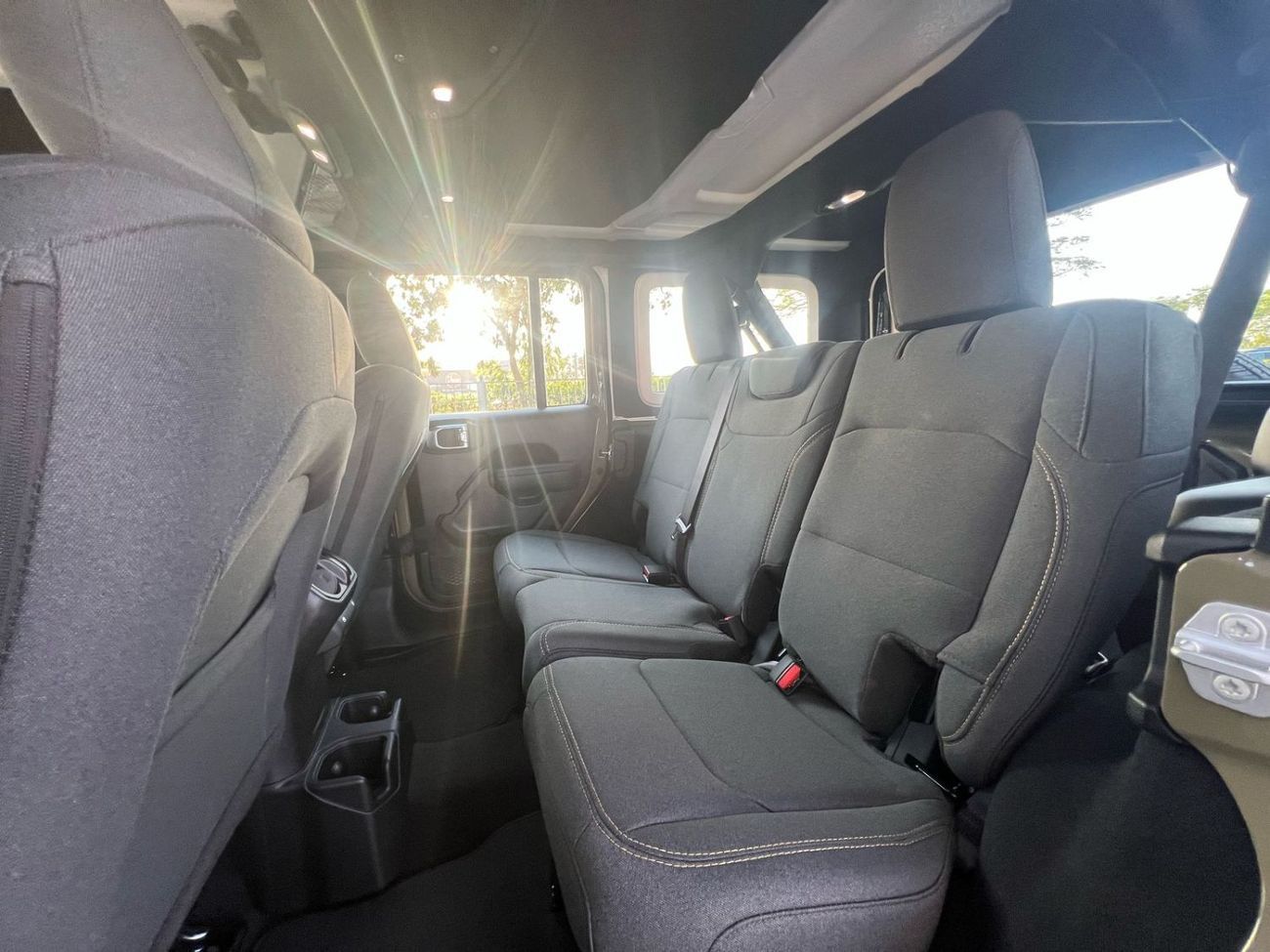 جيب رانجلر Unlimited Sport S 2.0L A/T