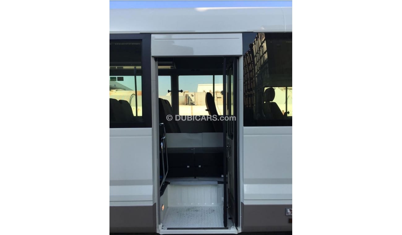 تويوتا كوستر بترول 23 كرسي