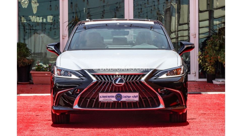 New Lexus ES 300 Lexus Es300 hybrid 2023 for sale in Dubai - 621601