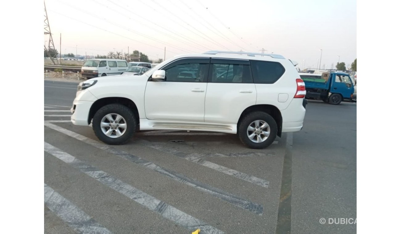 Toyota Prado TOYOTA PRADO  WHITE COLOUR MODEL 2011 GOOD CONDITION ONLY FOR EXPORT