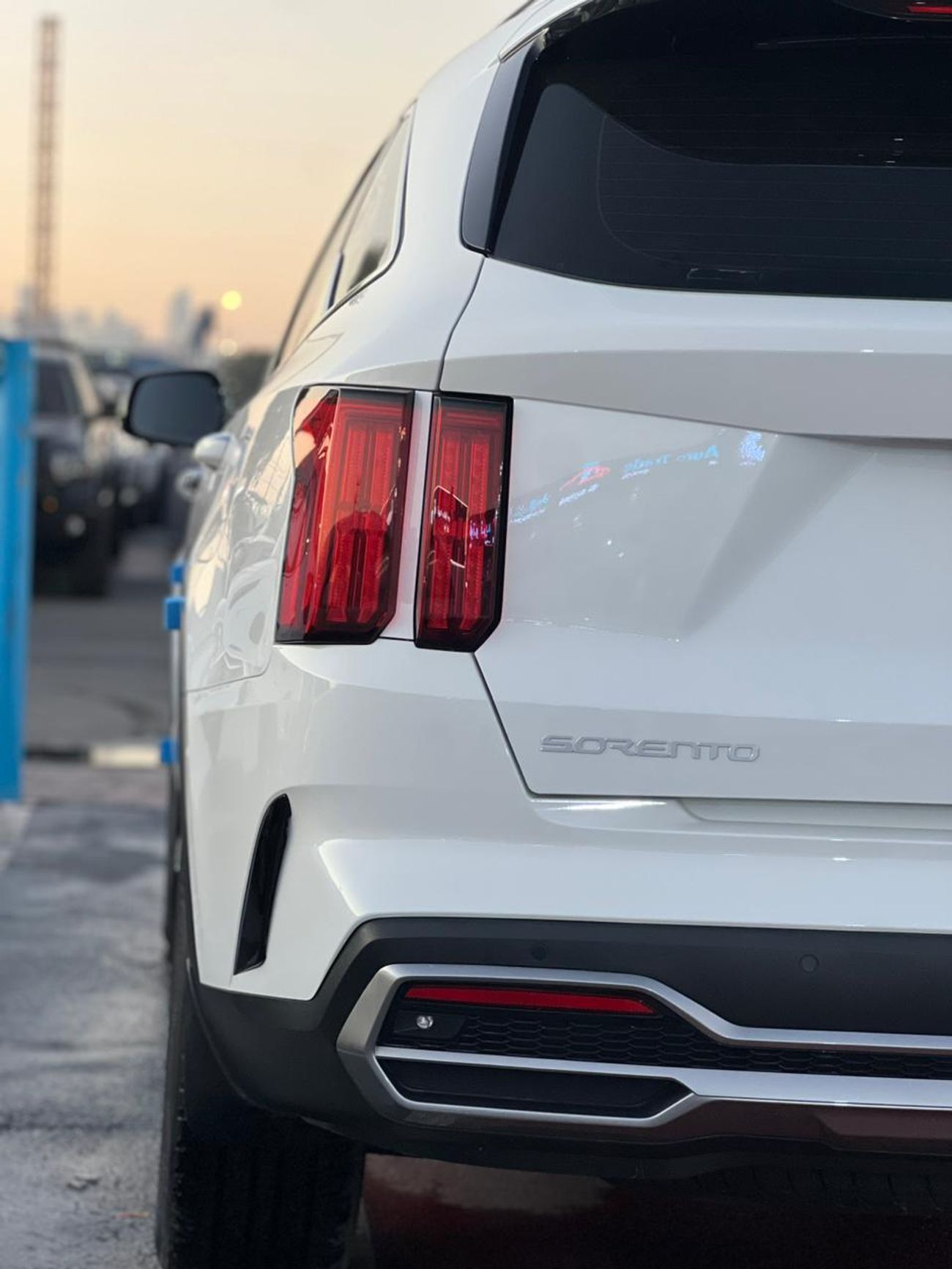 كيا سورينتو Std 2.5L AWD