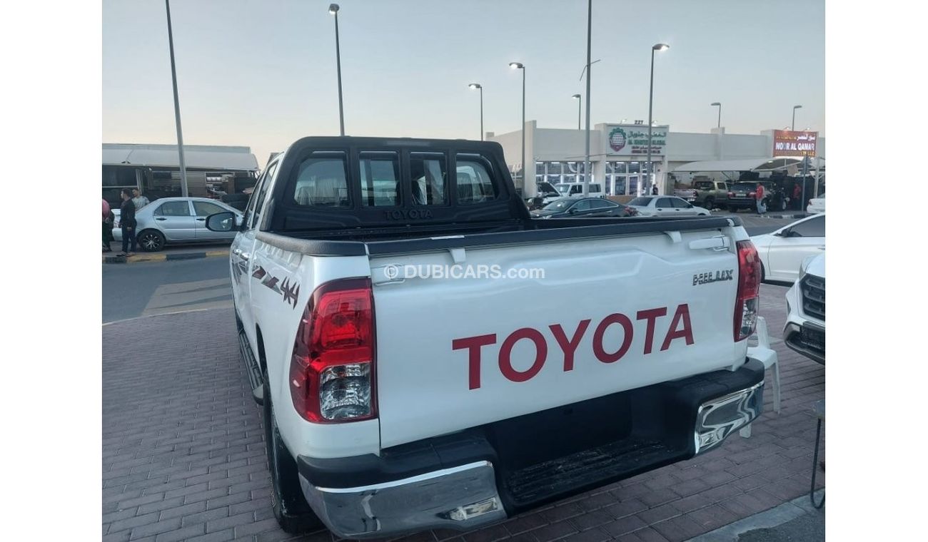 Toyota Hilux DC 4WD 2.4L DIESEL AUTOMATIC TRANSMISSION