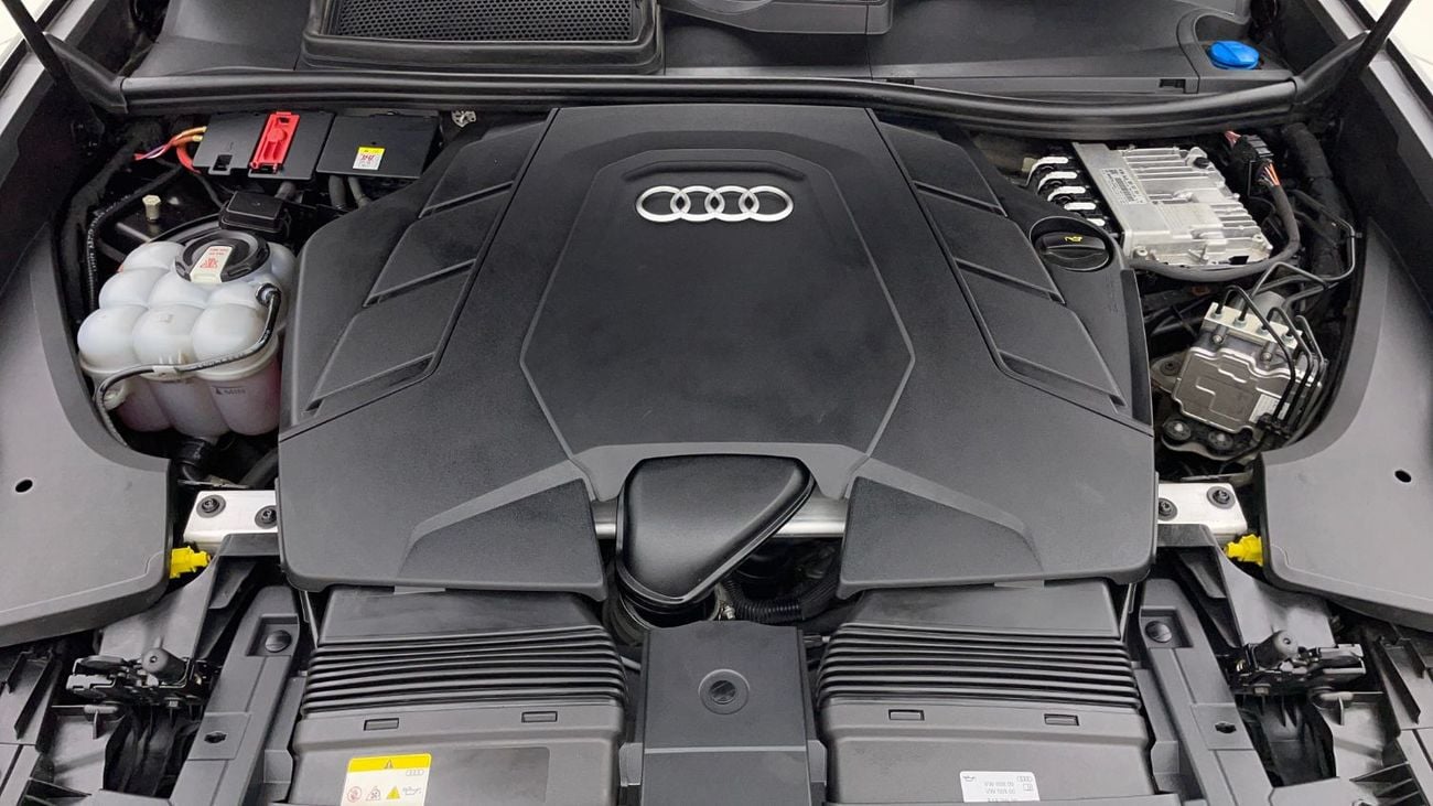 Audi Q8 3L 2023 | 0 DP | 3282/Month | 30 Day Return | Service History