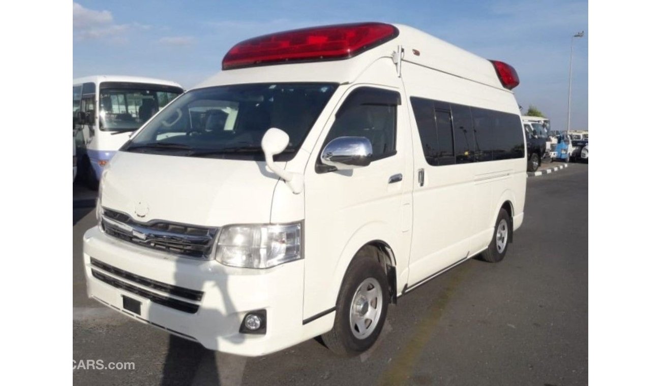 تويوتا هاياس Hiace Ambulance Van (Stock no PM 147 )